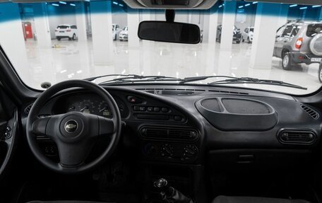 Chevrolet Niva I рестайлинг, 2017 год, 485 000 рублей, 9 фотография