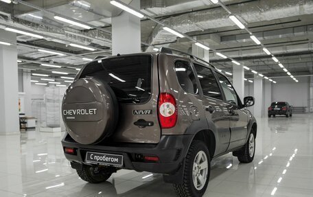 Chevrolet Niva I рестайлинг, 2015 год, 621 000 рублей, 2 фотография