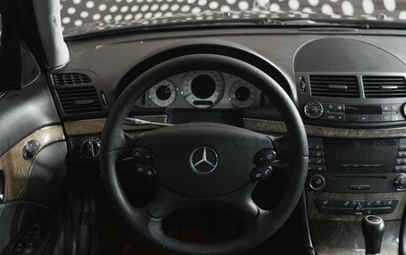 Mercedes-Benz E-Класс, 2007 год, 580 000 рублей, 9 фотография