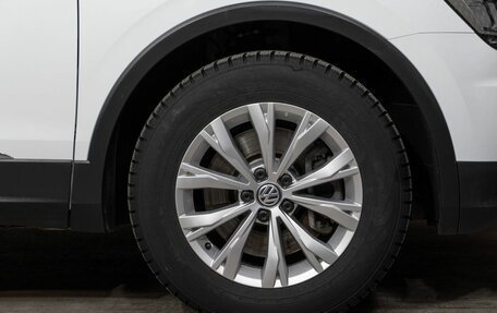 Volkswagen Tiguan II, 2017 год, 1 800 000 рублей, 10 фотография