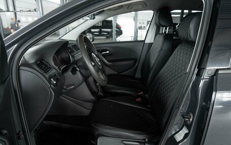 Volkswagen Polo VI (EU Market), 2013 год, 630 000 рублей, 11 фотография