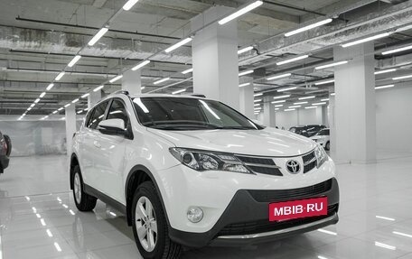 Toyota RAV4, 2014 год, 1 565 000 рублей, 3 фотография