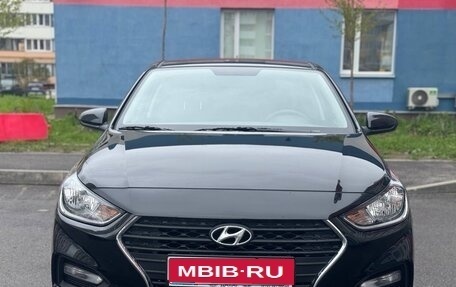 Hyundai Solaris II рестайлинг, 2018 год, 1 550 000 рублей, 1 фотография