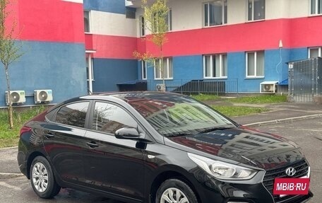 Hyundai Solaris II рестайлинг, 2018 год, 1 550 000 рублей, 3 фотография