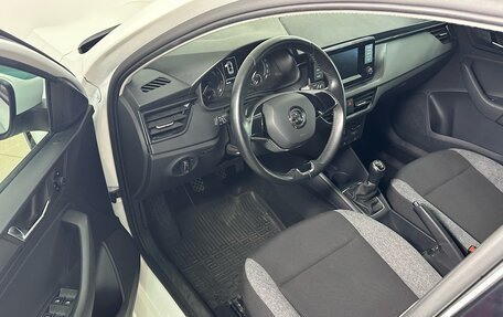 Skoda Rapid II, 2021 год, 1 439 000 рублей, 10 фотография