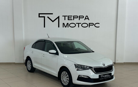 Skoda Rapid II, 2021 год, 1 439 000 рублей, 3 фотография