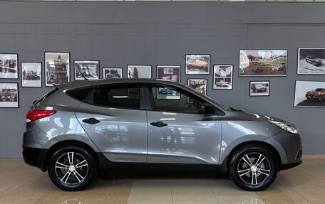 Hyundai ix35 I рестайлинг, 2012 год, 1 009 000 рублей, 4 фотография