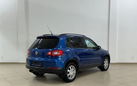 Volkswagen Tiguan I, 2010 год, 819 000 рублей, 6 фотография