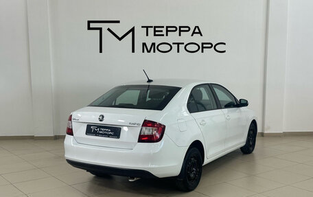 Skoda Rapid I, 2018 год, 1 199 000 рублей, 5 фотография