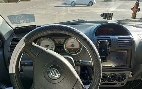 Suzuki Ignis II (HR), 2005 год, 425 000 рублей, 10 фотография