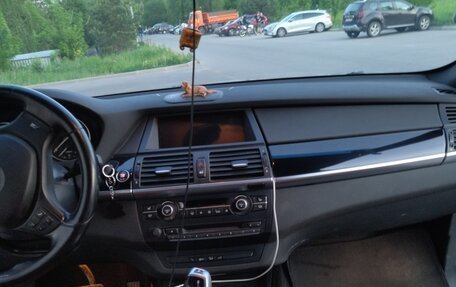 BMW X5, 2010 год, 2 200 000 рублей, 3 фотография