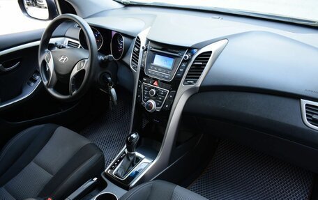 Hyundai i30 II рестайлинг, 2013 год, 980 000 рублей, 15 фотография