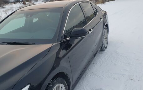 Toyota Camry, 2018 год, 3 650 000 рублей, 3 фотография