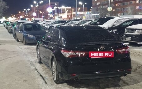 Toyota Camry, 2018 год, 3 650 000 рублей, 5 фотография