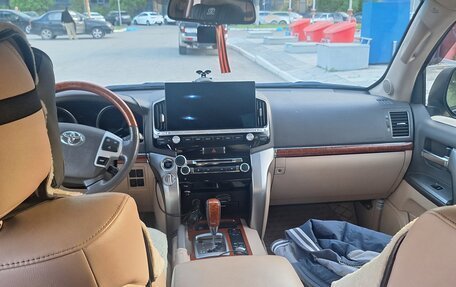 Toyota Land Cruiser 200, 2013 год, 3 300 000 рублей, 5 фотография