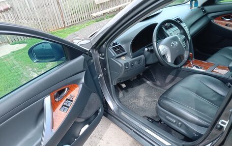 Toyota Camry, 2011 год, 1 750 000 рублей, 4 фотография