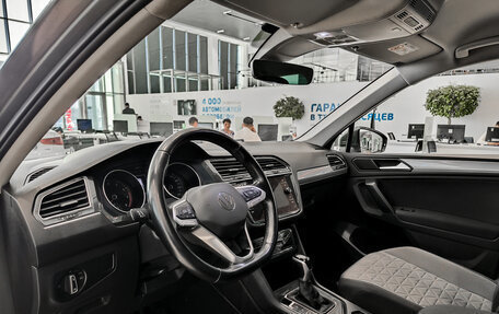 Volkswagen Tiguan II, 2020 год, 2 190 000 рублей, 20 фотография