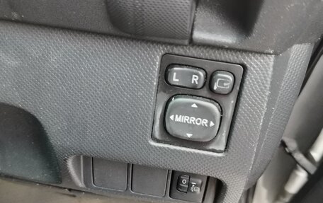 Toyota Ractis I, 2010 год, 650 000 рублей, 1 фотография