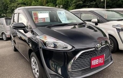 Toyota Sienta II, 2021 год, 1 093 000 рублей, 1 фотография