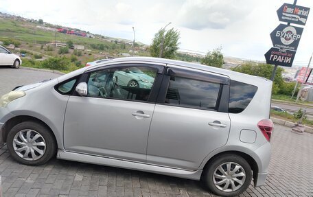 Toyota Ractis I, 2010 год, 650 000 рублей, 8 фотография