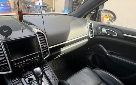Porsche Cayenne III, 2011 год, 2 370 000 рублей, 12 фотография