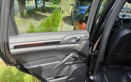 Porsche Cayenne III, 2011 год, 2 370 000 рублей, 19 фотография