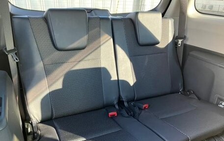 Toyota Wish II, 2017 год, 1 100 000 рублей, 15 фотография