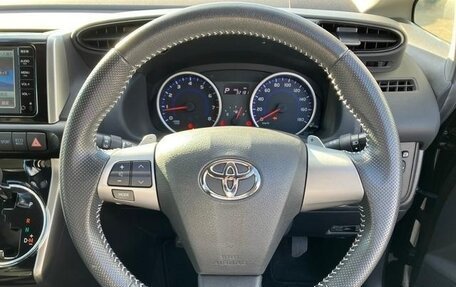 Toyota Wish II, 2017 год, 1 100 000 рублей, 11 фотография