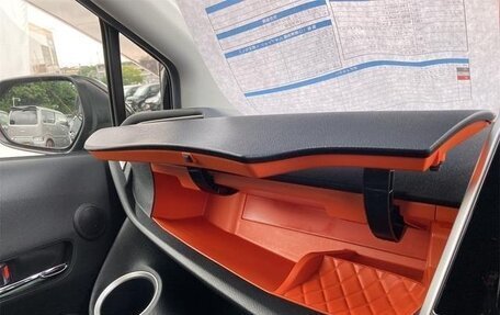 Toyota Sienta II, 2021 год, 1 093 000 рублей, 24 фотография