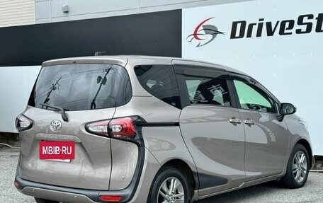 Toyota Sienta II, 2021 год, 1 032 000 рублей, 4 фотография