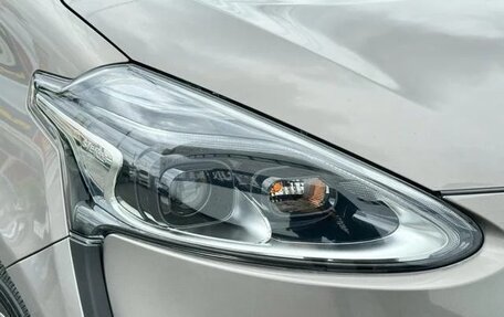 Toyota Sienta II, 2021 год, 1 032 000 рублей, 21 фотография