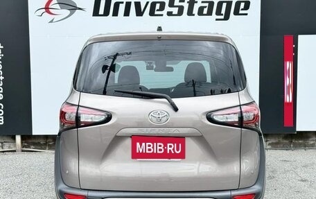Toyota Sienta II, 2021 год, 1 032 000 рублей, 26 фотография
