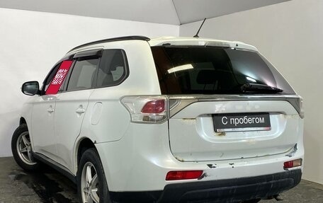 Mitsubishi Outlander III рестайлинг 3, 2013 год, 999 000 рублей, 4 фотография