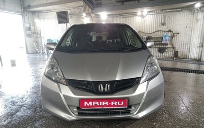 Honda Fit III, 2013 год, 950 000 рублей, 1 фотография