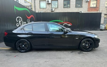 BMW 5 серия, 2012 год, 1 500 000 рублей, 2 фотография