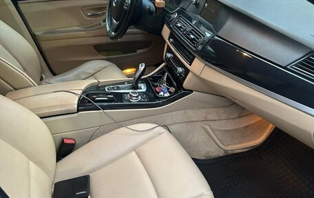 BMW 5 серия, 2012 год, 1 500 000 рублей, 5 фотография