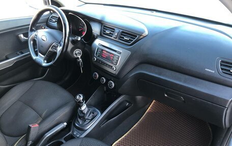 KIA Rio III рестайлинг, 2016 год, 550 000 рублей, 10 фотография
