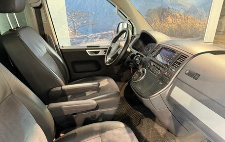 Volkswagen Multivan T5, 2010 год, 1 999 000 рублей, 12 фотография