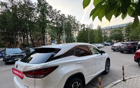 Lexus RX IV рестайлинг, 2020 год, 6 300 000 рублей, 4 фотография