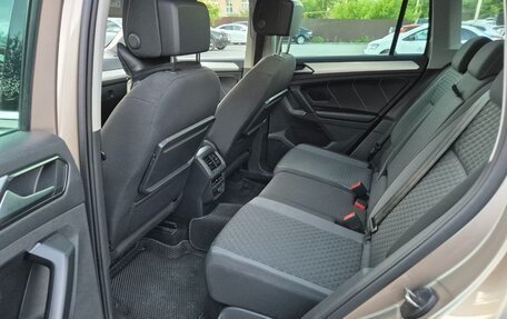 Volkswagen Tiguan II, 2017 год, 2 300 000 рублей, 4 фотография