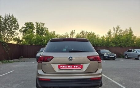 Volkswagen Tiguan II, 2017 год, 2 300 000 рублей, 7 фотография