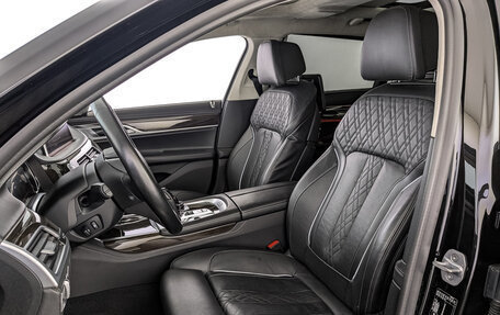 BMW 7 серия, 2018 год, 4 980 000 рублей, 20 фотография