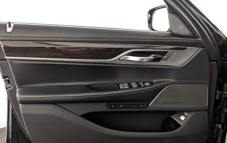 BMW 7 серия, 2018 год, 4 980 000 рублей, 19 фотография