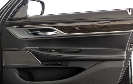 BMW 7 серия, 2018 год, 4 980 000 рублей, 25 фотография