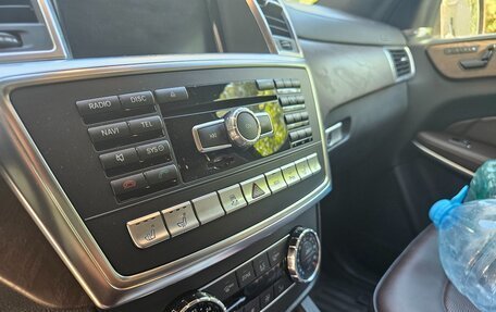 Mercedes-Benz GL-Класс, 2013 год, 3 190 000 рублей, 10 фотография