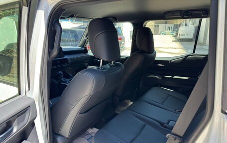 Toyota Land Cruiser Prado, 2024 год, 6 100 000 рублей, 12 фотография