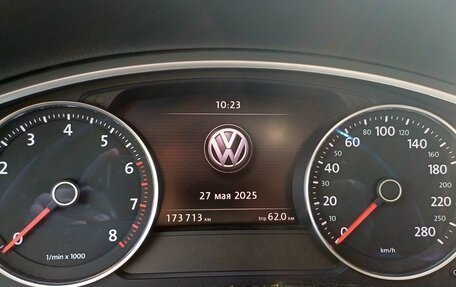 Volkswagen Touareg III, 2015 год, 2 690 000 рублей, 14 фотография