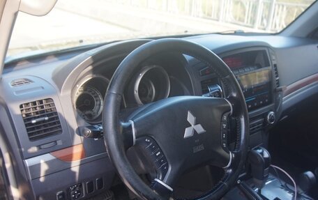 Mitsubishi Pajero IV, 2008 год, 1 499 999 рублей, 6 фотография