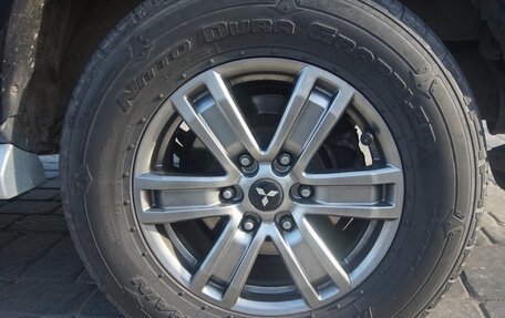 Mitsubishi Pajero IV, 2008 год, 1 499 999 рублей, 9 фотография