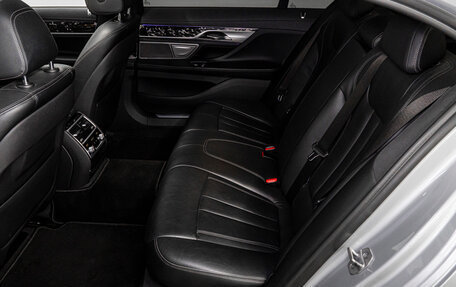 BMW 7 серия, 2018 год, 4 300 000 рублей, 16 фотография